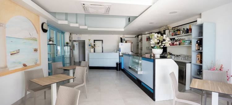 小芙蓉酒店-阿尔巴阿德里亚蒂卡(Hotel Petite Fleur)图片