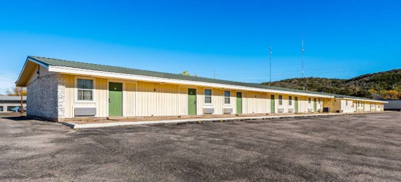 罗德威酒店金斯兰 - LBJ湖(Rodeway Inn Kingsland - Lake LBJ)图片