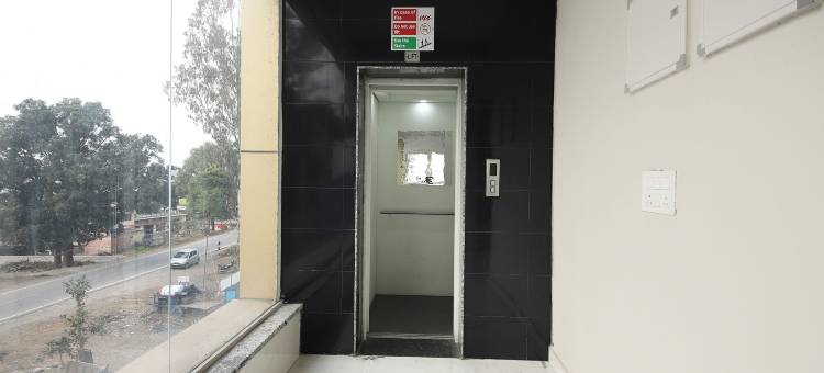 鲁德拉酒店(FabHotel Rudra)图片
