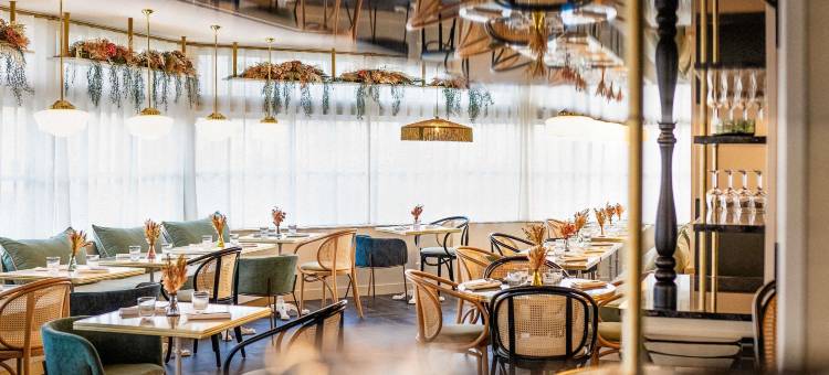 永河畔拉罗什中心美居酒店(Hôtel Mercure la Roche-Sur-Yon Centre)图片