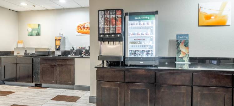 凯艺酒店-近马默斯山滑雪度假村(Quality Inn Near Mammoth Mountain Ski Resort)图片