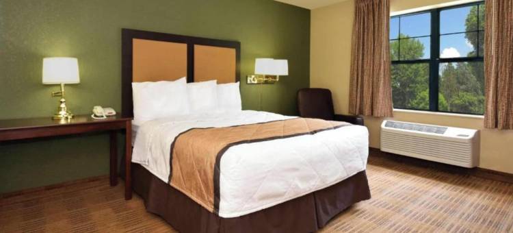 伊利诺伊芝加哥莱尔镇6号汽车旅馆套房(Motel 6 Suites Chicago Lisle IL)图片