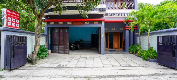 红多兹伊斯兰酒店-近日惹莫努门肯巴里(RedDoorz Syariah Near Monumen Jogja Kembali)图片
