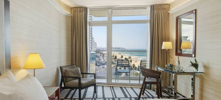尼盛万丽酒店(Renaissance Tel Aviv Hotel)图片