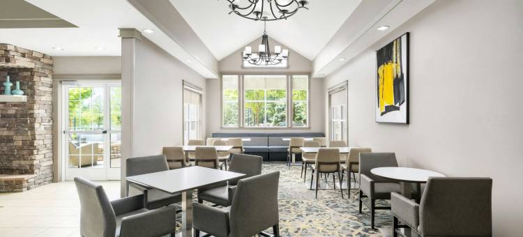 西得梅因乔丹溪购物中心居家酒店(Residence Inn des Moines West at Jordan Creek Town Center)图片