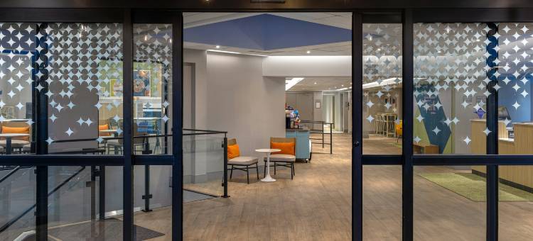 蒙特利尔布罗瑟德希尔顿Spark酒店(Spark by Hilton Montreal Brossard)图片
