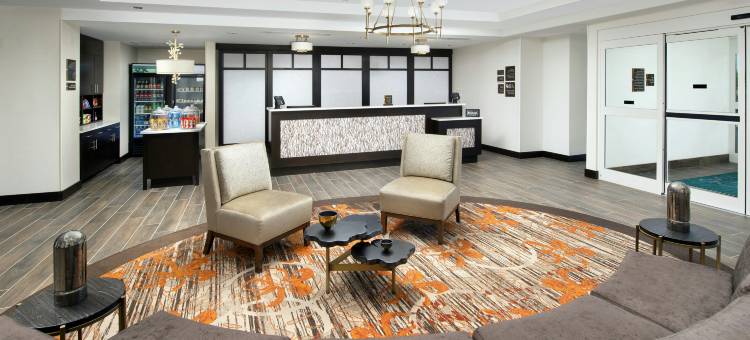 堪萨斯城赛道Homewood Suites by Hilton(Homewood Suites by Hilton Kansas City Speedway)图片