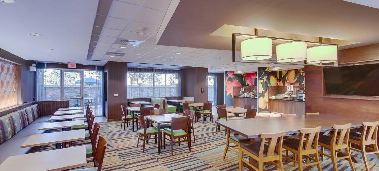 威奇托东万枫酒店及套房(Fairfield Inn & Suites Wichita East)图片