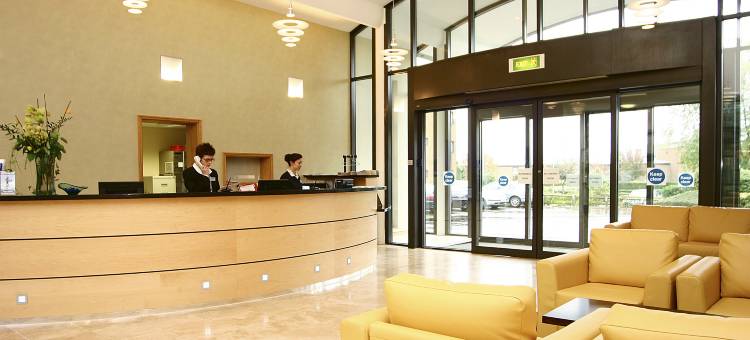 克兰菲尔德管理发展中心酒店(Cranfield Management Development Centre)图片