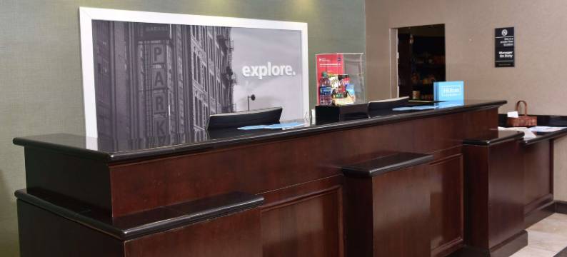 亚历山德里亚希尔顿欢朋旅馆&套房酒店(Hampton Inn & Suites Alexandria)图片