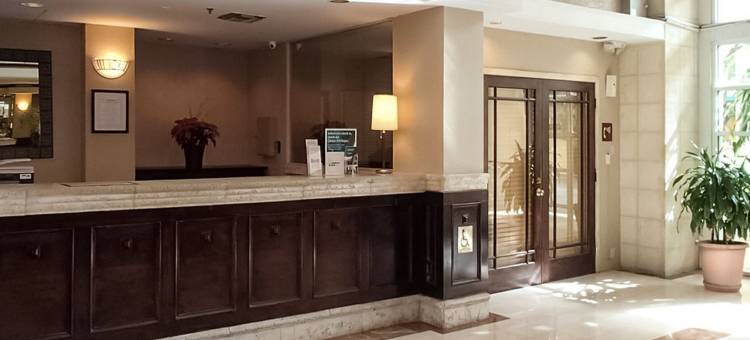南迈阿密-科勒尔盖布尔斯罗德威旅馆(Rodeway Inn South Miami - Coral Gables)图片