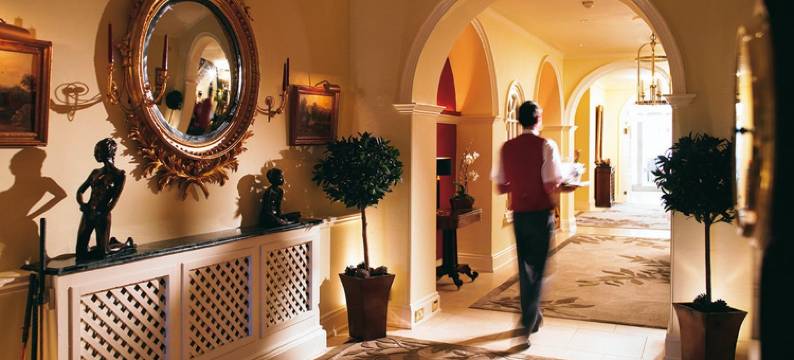 切夫顿镇格伦标志性奢华酒店(Chewton Glen Hotel - an Iconic Luxury Hotel)图片