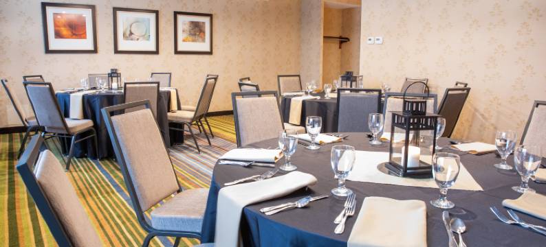 Holiday Inn 机场西地球城(Holiday Inn ST. LOUIS ARPT WEST-EARTH CITY by IHG)图片