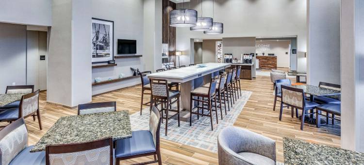 欢朋酒店及套房基特里-朴茨茅斯(Hampton Inn & Suites Kittery-Portsmouth)图片