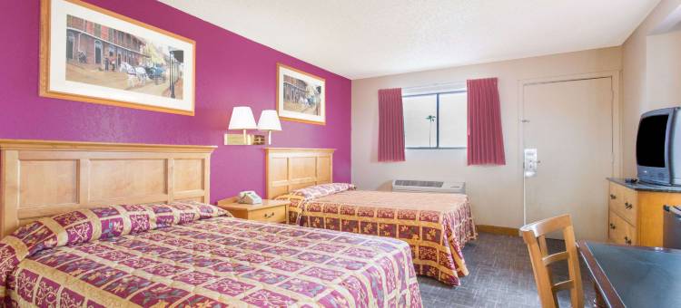 凤凰城北黑峡谷高速公路骑士酒店(Knights Inn Phoenix at N Black Canyon Hwy)图片