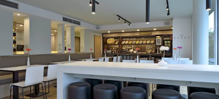 维尔茨堡市B&B酒店(B&B HOTEL Würzburg-City)图片