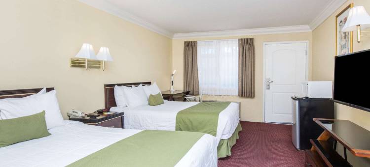 戴斯酒店-近希望城(Days Inn by Wyndham Near City of Hope)图片