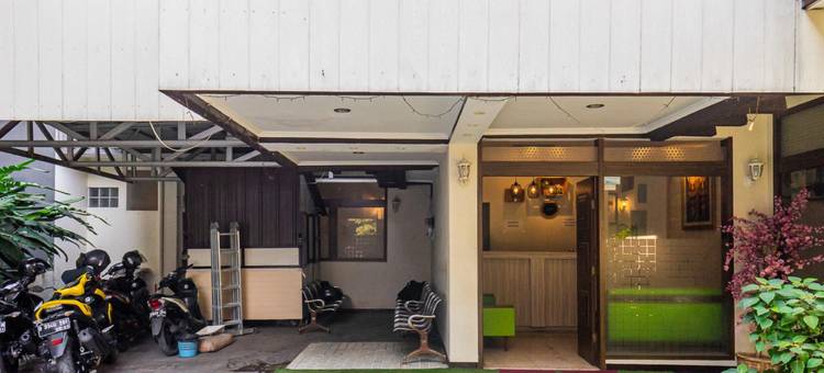 红多兹酒店-近万隆阿伦阿伦2号(RedDoorz Near Alun Alun Bandung 2)图片