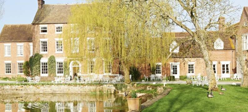 科西草坪别墅酒店(Corse Lawn House Hotel)图片