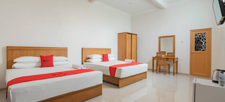 红多兹伊斯兰普拉斯酒店-塔西马来亚先锋旅馆(RedDoorz Syariah Plus @ Perintis Guesthouse Tasikmalaya)图片