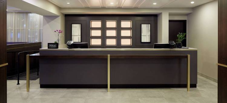 蒙特娄机场希尔顿逸林酒店(DoubleTree by Hilton Montreal Airport)图片