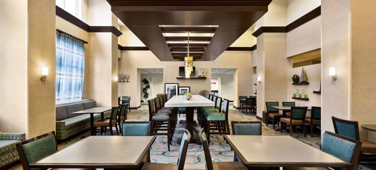 西亚特兰大机场坎普溪大道欢朋套房酒店(Hampton Inn & Suites Atlanta Airport West/Camp Creek Parkway)图片