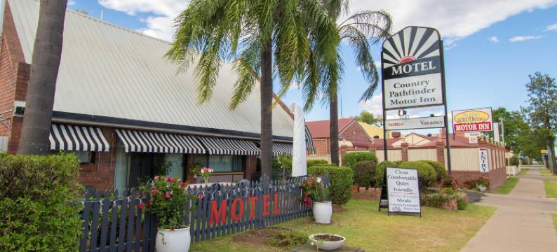 国家探路者汽车​​旅馆(Country Pathfinder Motor Inn)图片