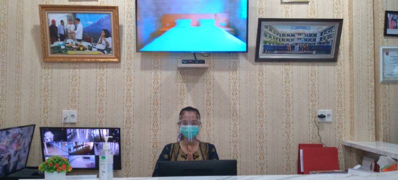 Senior Bakara Hotel图片