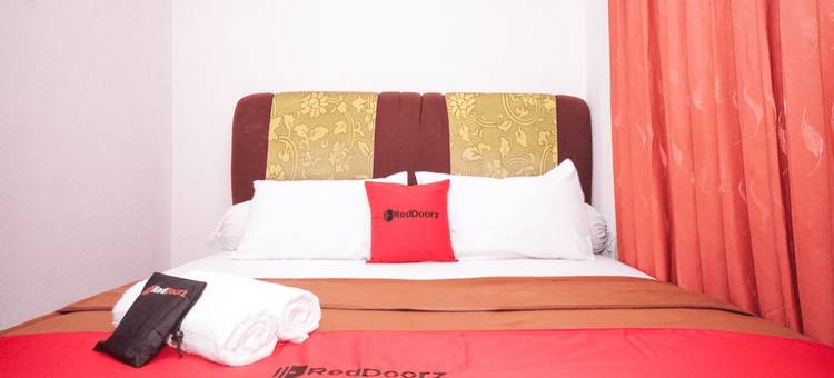 红多兹酒店-近巨港广场购物中心2号(RedDoorz Near Palembang Square Mall 2)图片