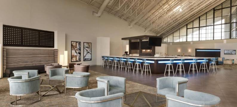 布卢明顿诺尔玛假日酒店-洲际酒店集团旗下(Holiday Inn Bloomington - Normal by IHG)图片