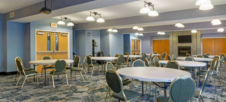 胡椒树奥本贝斯特韦斯特优质酒店(Best Western Plus Mountain View Auburn Inn)图片