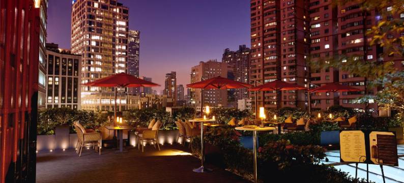 洲至奢选上海静安THE ONE套房酒店图片