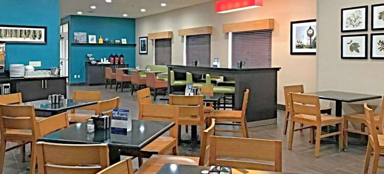 罗德威套房酒店(Comfort Inn & Suites O'Fallon - St Louis Area)图片