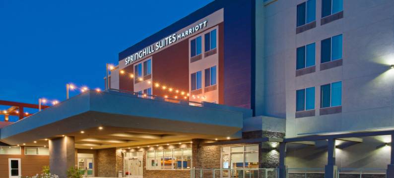 奥兰治县亨廷顿海滩SpringHill Suites酒店(SpringHill Suites Huntington Beach Orange County)图片