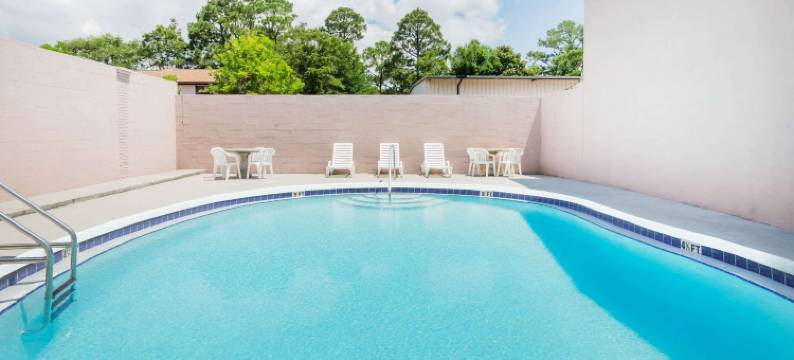 沃尔顿堡滩速8酒店(Super 8 by Wyndham Ft Walton Beach)图片