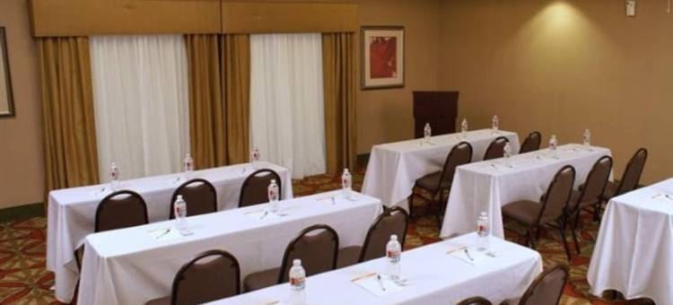 休斯顿东诺曼底拉昆塔温德姆套房酒店(La Quinta Inn & Suites by Wyndham Houston East at Normandy)图片