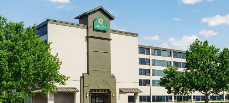 新奥尔良机场拉昆塔温德姆套房酒店(La Quinta Inn & Suites by Wyndham New Orleans Airport)图片