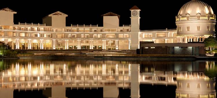 浦那万豪阿曼诺拉蕨草酒店(Amanora the Fern Pune, Series by Marriott)图片