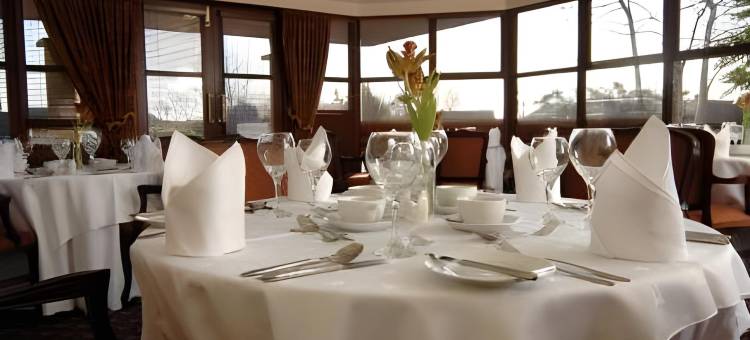 迪恩公园酒店(Dean Park Hotel)图片