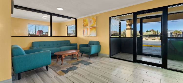 都柏林品质套房酒店(Quality Inn & Suites Dublin)图片