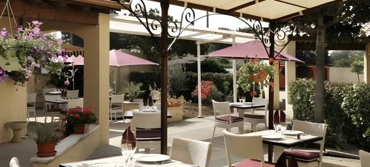 洛吉斯米斯特拉尔酒店 - 餐厅 - 蒙特利马尔南(Logis Hôtel le Mistral - Restaurant - Montélimar Sud)图片