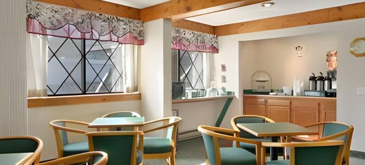 奥尼昂塔-库珀斯敦速8酒店(Super 8 by Wyndham Oneonta/Cooperstown)图片