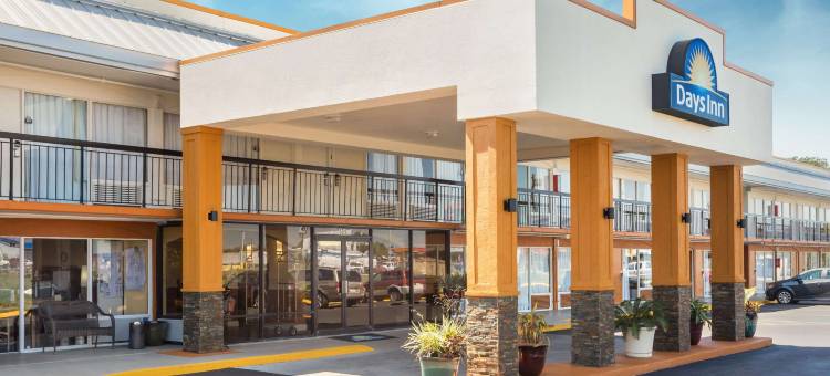 怀尔德伍德I-75温德姆戴斯酒店(Days Inn by Wyndham Wildwood I-75)图片