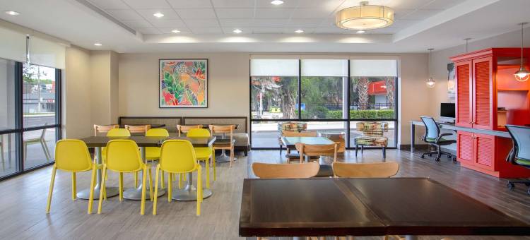 盖恩斯维尔希尔顿惠庭套房酒店(Home2 Suites by Hilton Gainesville Medical Center)图片