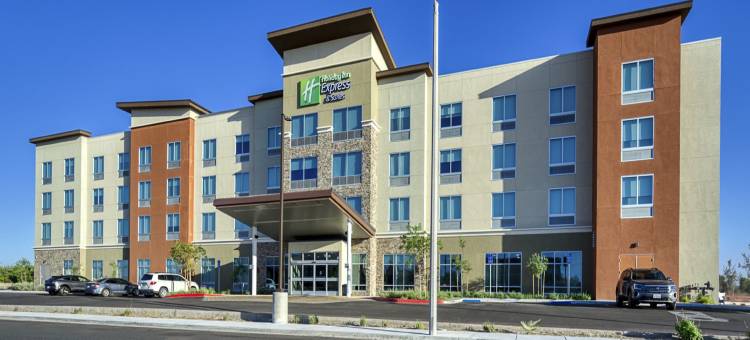 丽晶克雷斯特中国湖智选假日酒店及套房(Holiday Inn Express & Suites RIDGECREST - CHINA LAKE by IHG)图片
