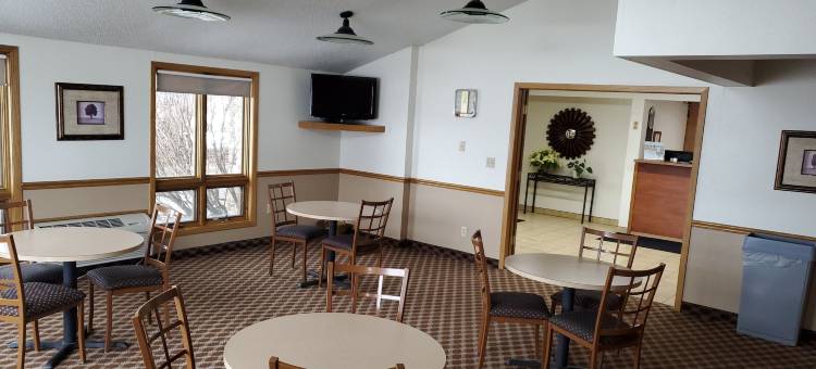 韦弗利速8酒店(Super 8 by Wyndham Waverly)图片