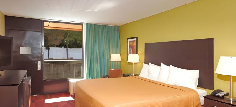 品质酒店及套房海湾微风海湾旁靠近彭萨科拉海滩(Quality Inn & Suites Gulf Breeze Bayside Near Pensacola Beach)图片