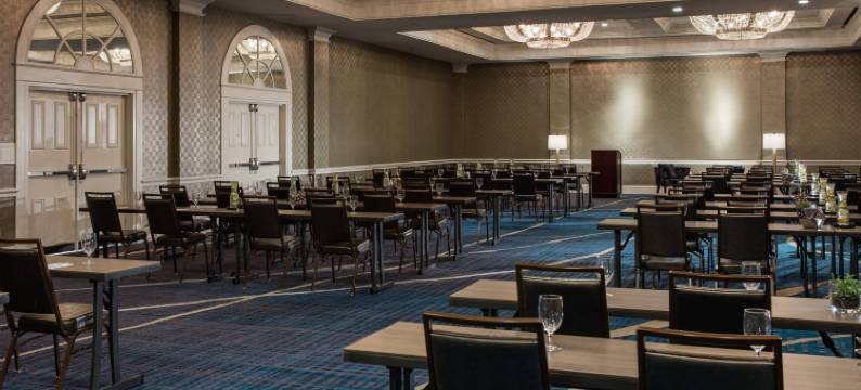 俄克拉何马城文艺复兴沃特福德酒店 - 万丽酒店&度假村(Renaissance Waterford Oklahoma City Hotel)图片