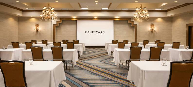 法明顿万怡酒店(Courtyard Farmington)图片