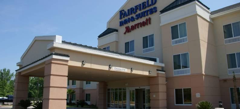 米利奇维尔万枫旅馆&套房酒店(Fairfield Inn & Suites Milledgeville)图片
